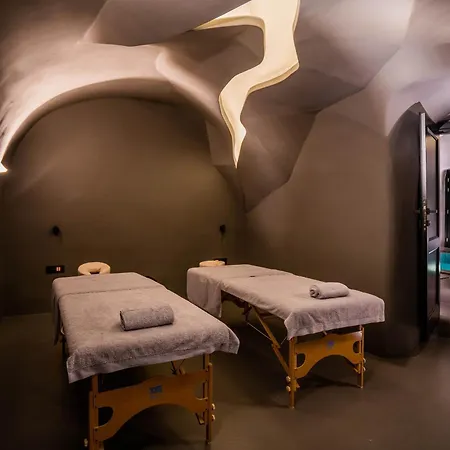Kivotos Santorini 5*